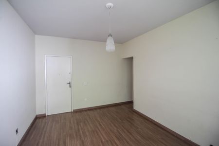 Apartamento para alugar com 90m², 3 quartos e 1 vagaSala