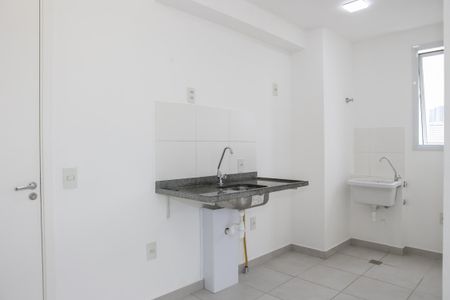 Apartamento para alugar com 34m², 2 quartos e sem vagaCozinha e Área de Serviço