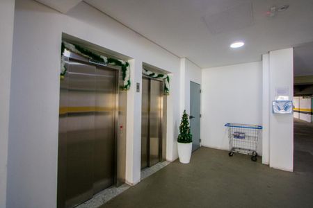 Apartamento à venda com 42m², 1 quarto e 1 vagaÁrea comum