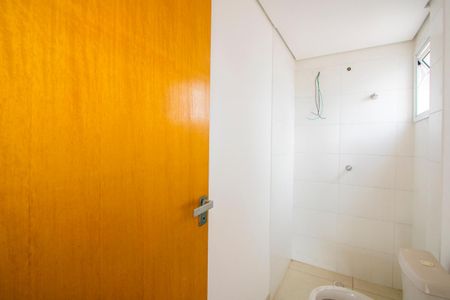 Banheiro de apartamento à venda com 1 quarto, 42m² em Vila Príncipe de Gales, Santo André
