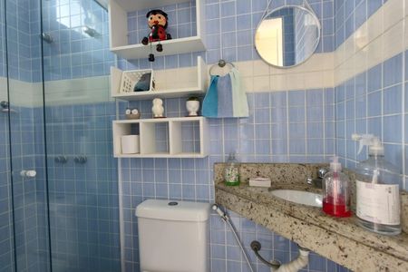 Casa de condomínio para alugar com 198m², 3 quartos e sem vaga Casa de condomínio para alugar com 198m², 3 quartos e sem vagaBanheiro