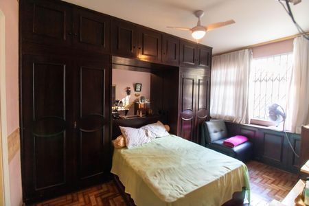 Apartamento à venda com 115m², 3 quartos e 1 vaga Apartamento à venda com 115m², 3 quartos e 1 vagaSuíte