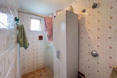 Apartamento à venda com 72m², 2 quartos e 1 vagaBanheiro do quarto 1