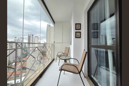 Apartamento para alugar com 52m², 1 quarto e 1 vagaVaranda