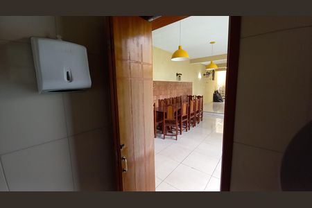 Casa para alugar com 460m², 4 quartos e 2 vagasLavabo