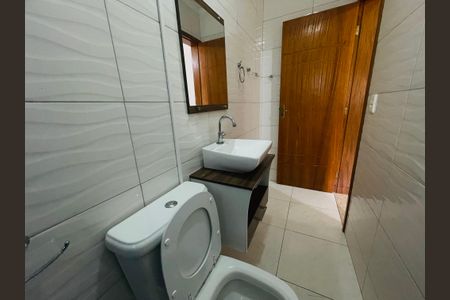 Casa para alugar com 460m², 4 quartos e 2 vagasBanheiro 2