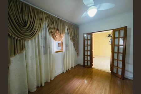 Casa para alugar com 460m², 4 quartos e 2 vagasQuarto 3