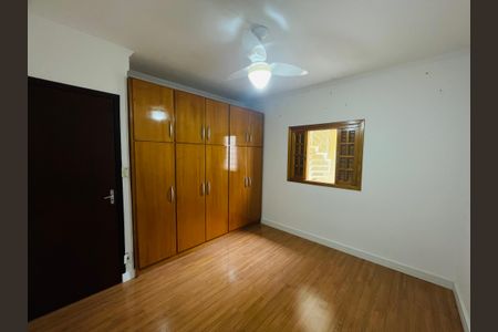 Casa para alugar com 460m², 4 quartos e 2 vagasQuarto 2