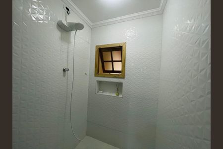 Casa para alugar com 460m², 4 quartos e 2 vagasBanheiro 1