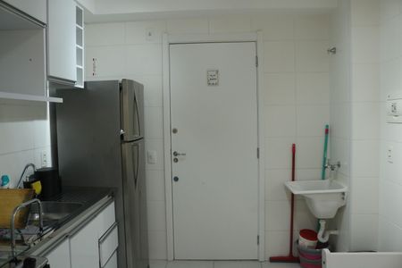 Apartamento para alugar com 35m², 2 quartos e sem vagaSala e Cozinha Integrada