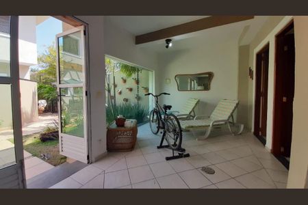 Casa à venda com 300m², 3 quartos e 3 vagas Casa à venda com 300m², 3 quartos e 3 vagasFoto 17