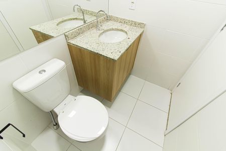 Apartamento para alugar com 24m², 1 quarto e sem vagaBanheiro da Suíte
