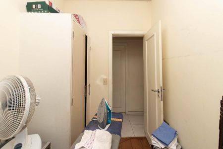 Casa à venda com 560m², 7 quartos e 6 vagas Casa à venda com 560m², 7 quartos e 6 vagasQuarto de Serviço