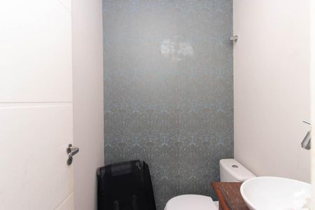 Casa à venda com 560m², 7 quartos e 6 vagas Casa à venda com 560m², 7 quartos e 6 vagasLavabo 2