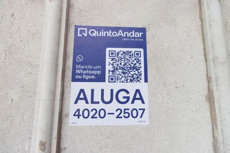Casa à venda com 560m², 7 quartos e 6 vagas Casa à venda com 560m², 7 quartos e 6 vagasPlaca