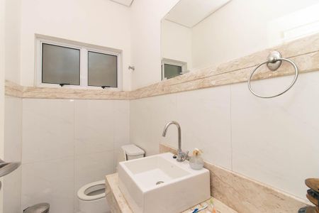 Casa à venda com 560m², 7 quartos e 6 vagas Casa à venda com 560m², 7 quartos e 6 vagasLavabo