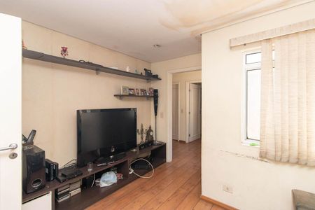 Casa à venda com 560m², 7 quartos e 6 vagas Casa à venda com 560m², 7 quartos e 6 vagasSala de TV