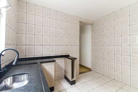 Casa para alugar com 113m², 2 quartos e 2 vagasCozinha