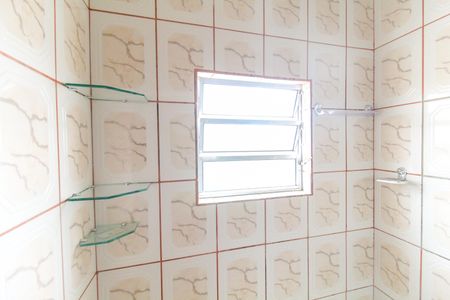 Casa para alugar com 113m², 2 quartos e 2 vagasBanheiro 1