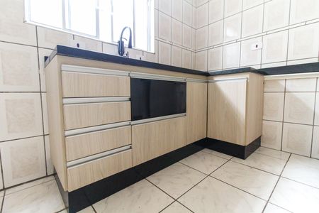 Casa para alugar com 113m², 2 quartos e 2 vagasCozinha