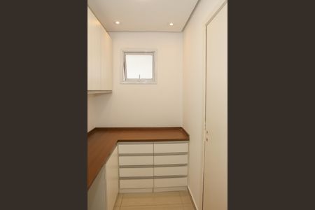 Apartamento para alugar com 170m², 3 quartos e 3 vagas Apartamento para alugar com 170m², 3 quartos e 3 vagasEscritório