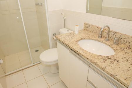 Apartamento para alugar com 170m², 3 quartos e 3 vagas Apartamento para alugar com 170m², 3 quartos e 3 vagasBanheiro da Suíte 2