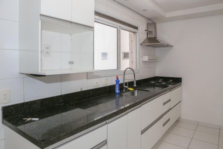 Apartamento para alugar com 170m², 3 quartos e 3 vagas Apartamento para alugar com 170m², 3 quartos e 3 vagasCozinha