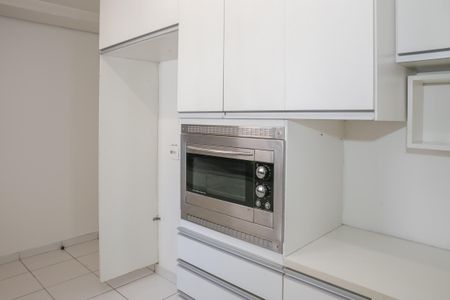 Apartamento para alugar com 170m², 3 quartos e 3 vagas Apartamento para alugar com 170m², 3 quartos e 3 vagasCozinha