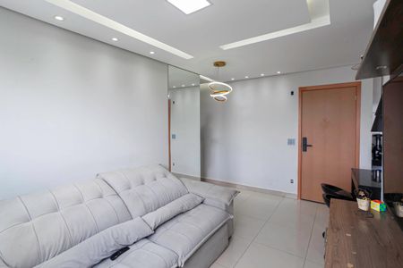 Sala de apartamento à venda com 2 quartos, 48m² em Planalto, Belo Horizonte