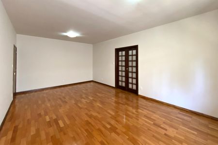 Apartamento à venda com 190m², 4 quartos e 2 vagasSala