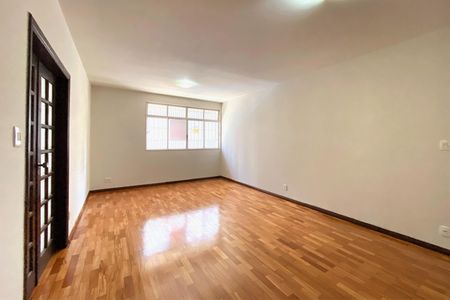 Apartamento à venda com 190m², 4 quartos e 2 vagasSala