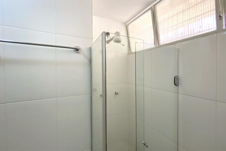 Apartamento à venda com 190m², 4 quartos e 2 vagasBanheiro