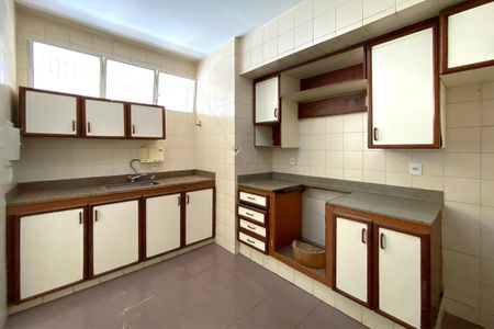 Apartamento à venda com 190m², 4 quartos e 2 vagasCozinha