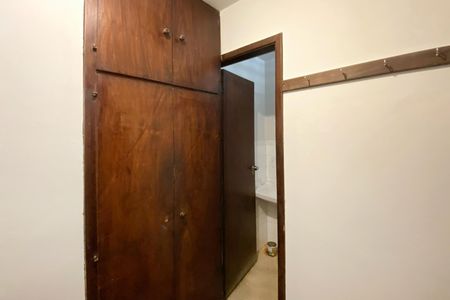 Apartamento à venda com 190m², 4 quartos e 2 vagasQuarto de Serviço