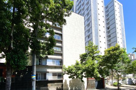 Apartamento à venda com 190m², 4 quartos e 2 vagasFachada