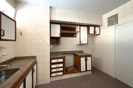 Apartamento à venda com 190m², 4 quartos e 2 vagasCozinha