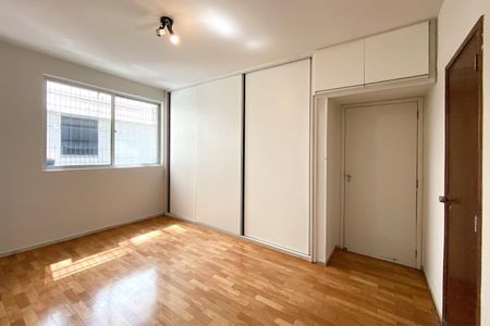 Apartamento à venda com 190m², 4 quartos e 2 vagasSuite 1