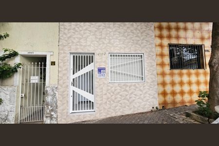 Casa à venda com 112m², 2 quartos e sem vaga Casa à venda com 112m², 2 quartos e sem vagaFachada