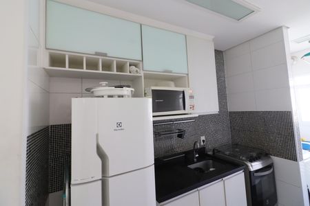 Apartamento à venda com 57m², 2 quartos e 1 vagaCozinha e Área de Serviço
