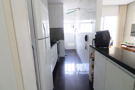 Apartamento à venda com 57m², 2 quartos e 1 vagaCozinha e Área de Serviço