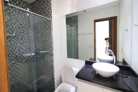 Apartamento à venda com 57m², 2 quartos e 1 vagaBanheiro 2