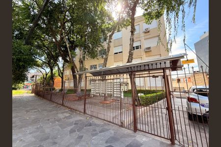 Apartamento à venda com 100m², 3 quartos e 1 vaga Apartamento à venda com 100m², 3 quartos e 1 vagaFachada
