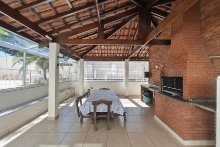 Apartamento à venda com 57m², 2 quartos e 1 vaga Apartamento à venda com 57m², 2 quartos e 1 vagaÁrea comum - Churrasqueira