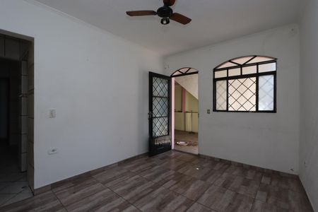 Sala de casa para alugar com 2 quartos, 125m² em Jardim Marília, São Paulo