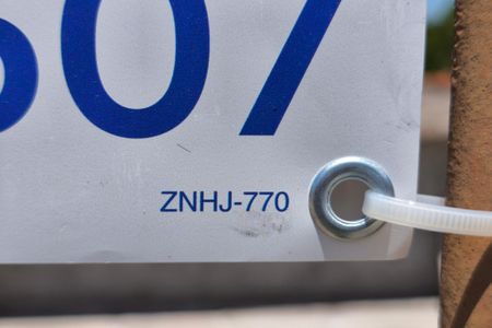 Casa à venda com 100m², 2 quartos e 1 vagaPLACA INSTALADA NA FACHADA