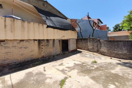 Casa à venda com 100m², 2 quartos e 1 vagaQuintal