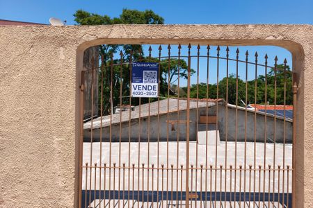 Casa à venda com 100m², 2 quartos e 1 vagaPLACA INSTALADA NA FACHADA