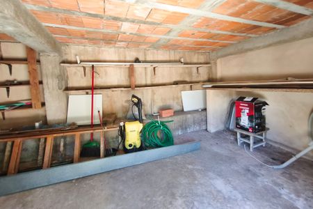 Casa à venda com 100m², 2 quartos e 1 vagaQuintal