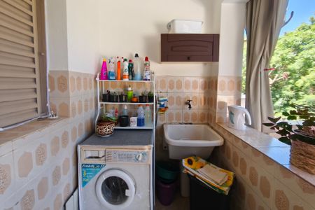 Casa à venda com 100m², 2 quartos e 1 vagaÁrea de Serviço