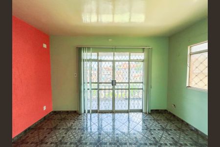 Casa à venda com 3 quartos, 180m² em São Tomaz, Belo Horizonte